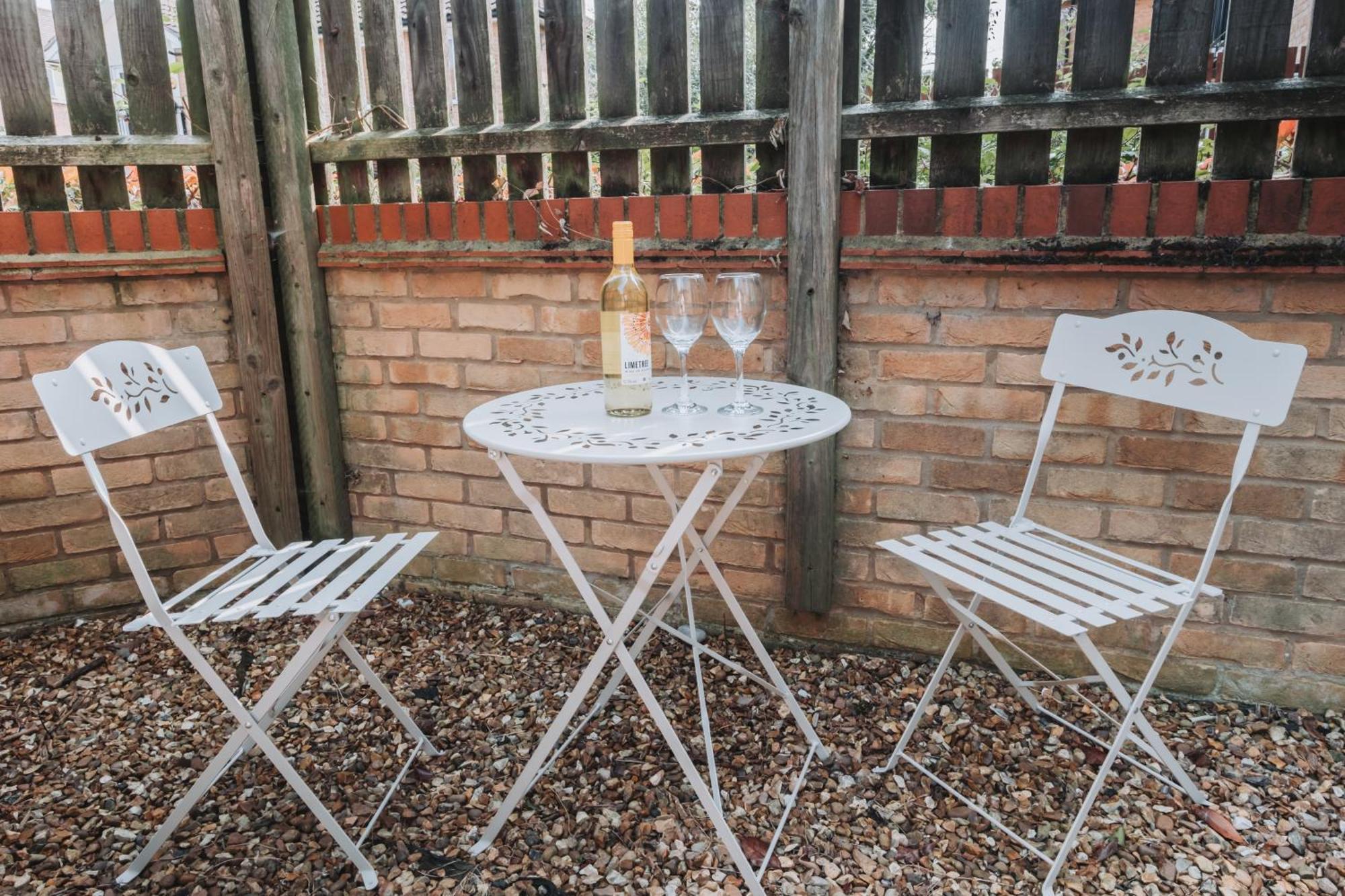 Apartment Modern & Comfortable 4 Bed House *